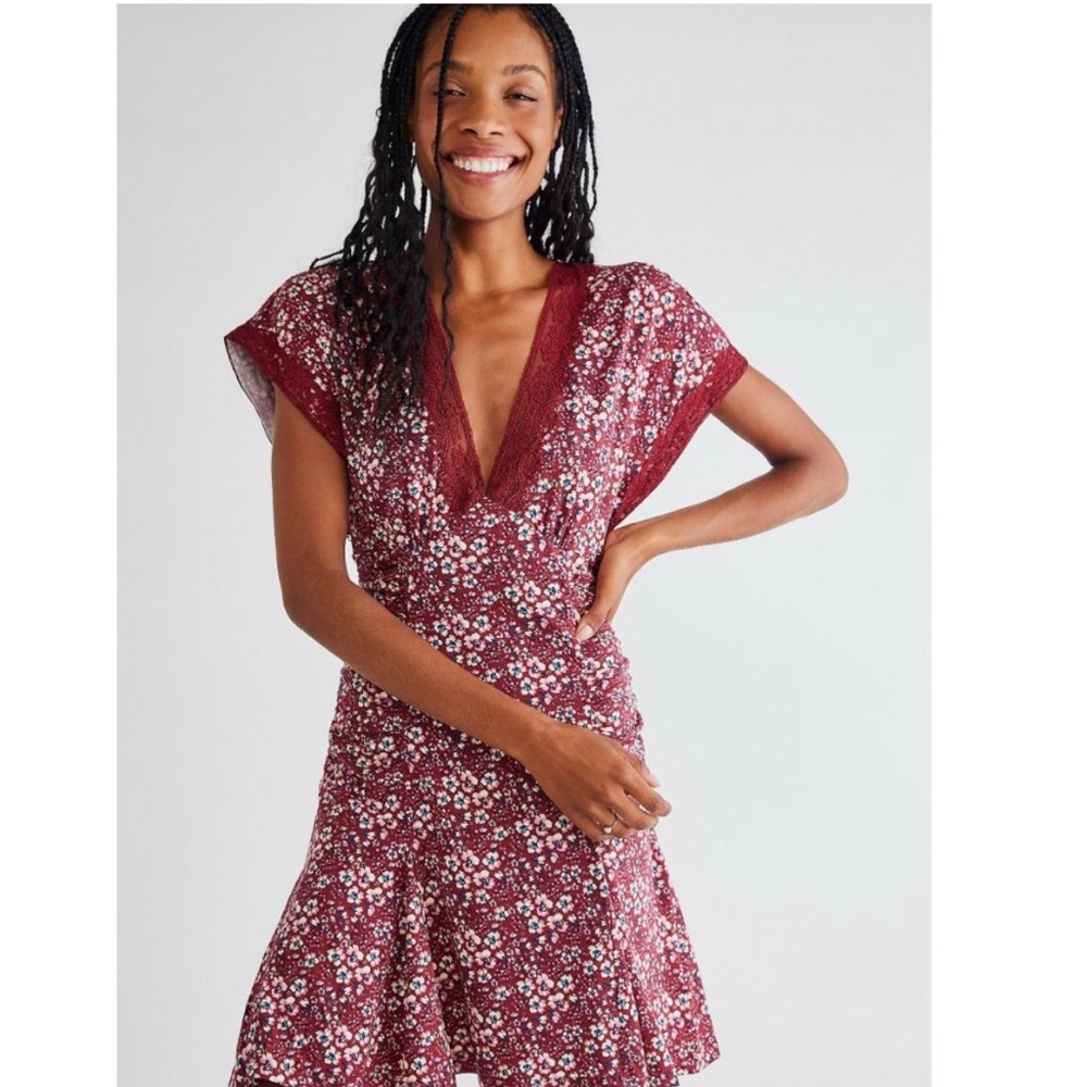 Free People Sweet Talker Mini Dress Floral Lace V Neck Ruched Keyhole in Red